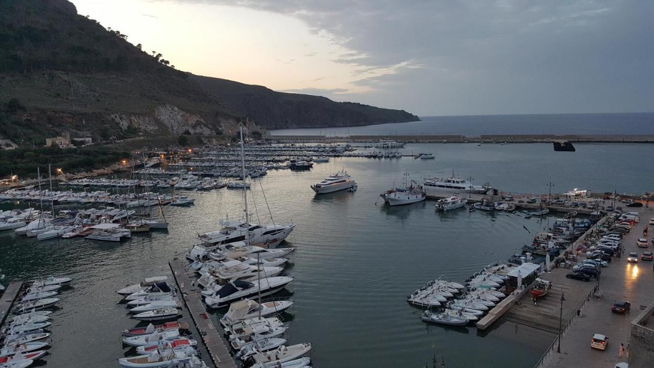 Mami Holiday House Castellammare del Golfo Bagian luar foto